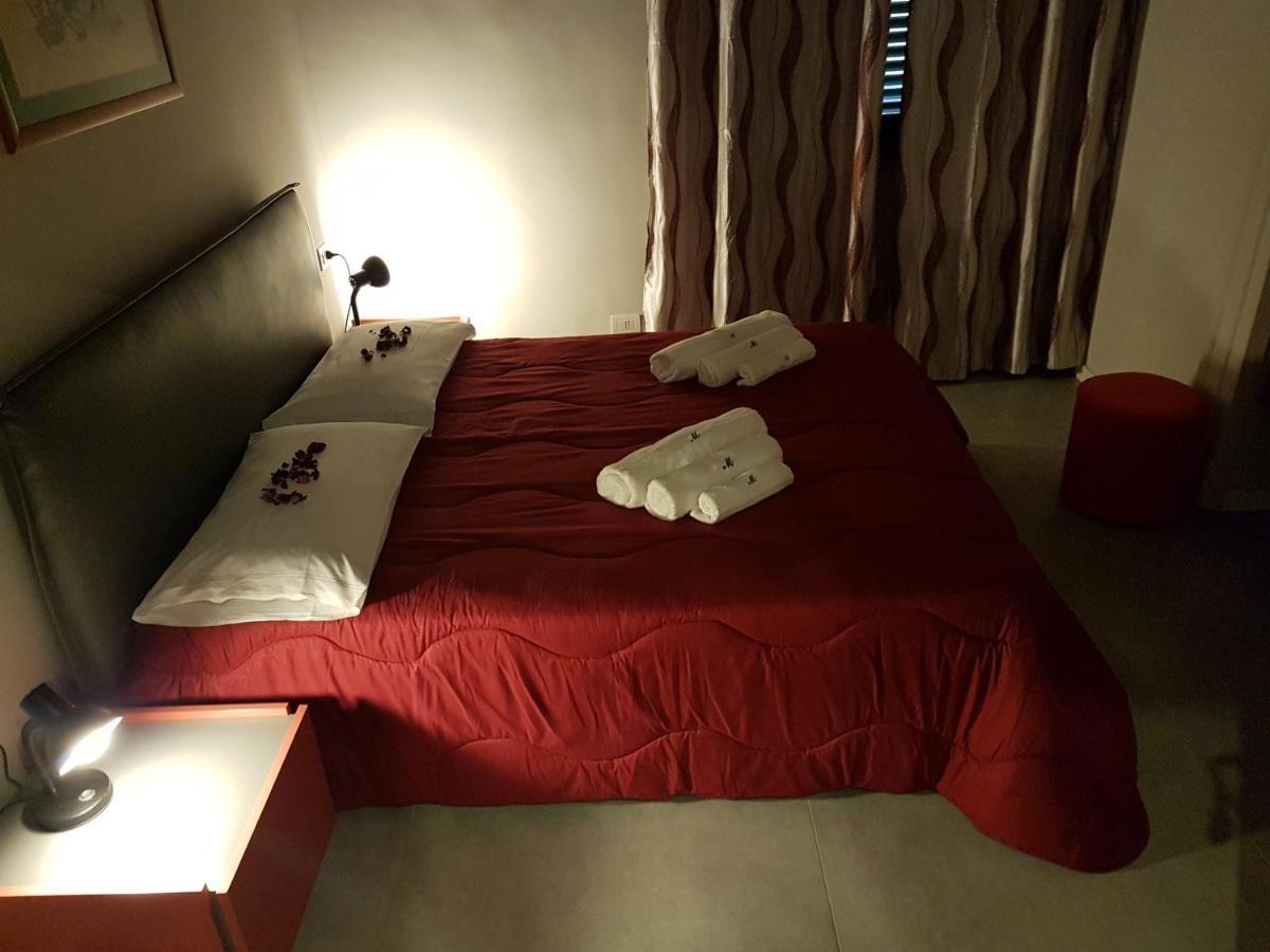 Your Home In 那不勒斯 外观 照片